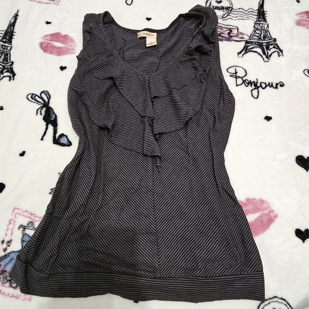 DKNY Black and White Striped Ruffle V-Neck Sleeveless Blouse